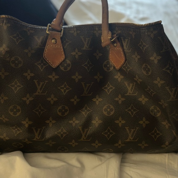 Louis Vuitton purse - Picture 2 of 8